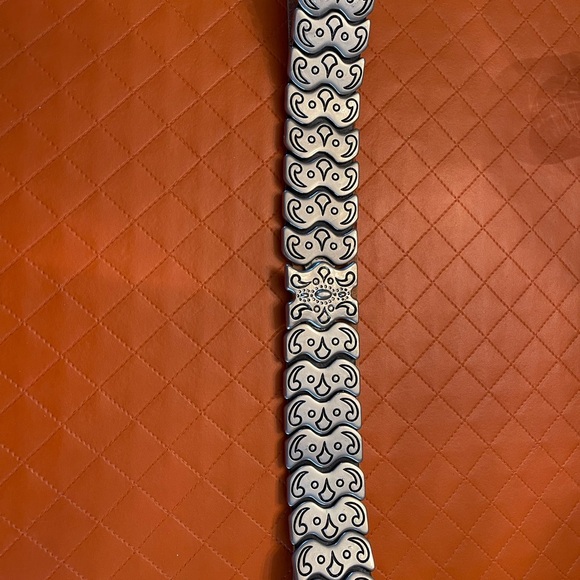 In Transit metal & soft leather Belt - Picture 3 of 7